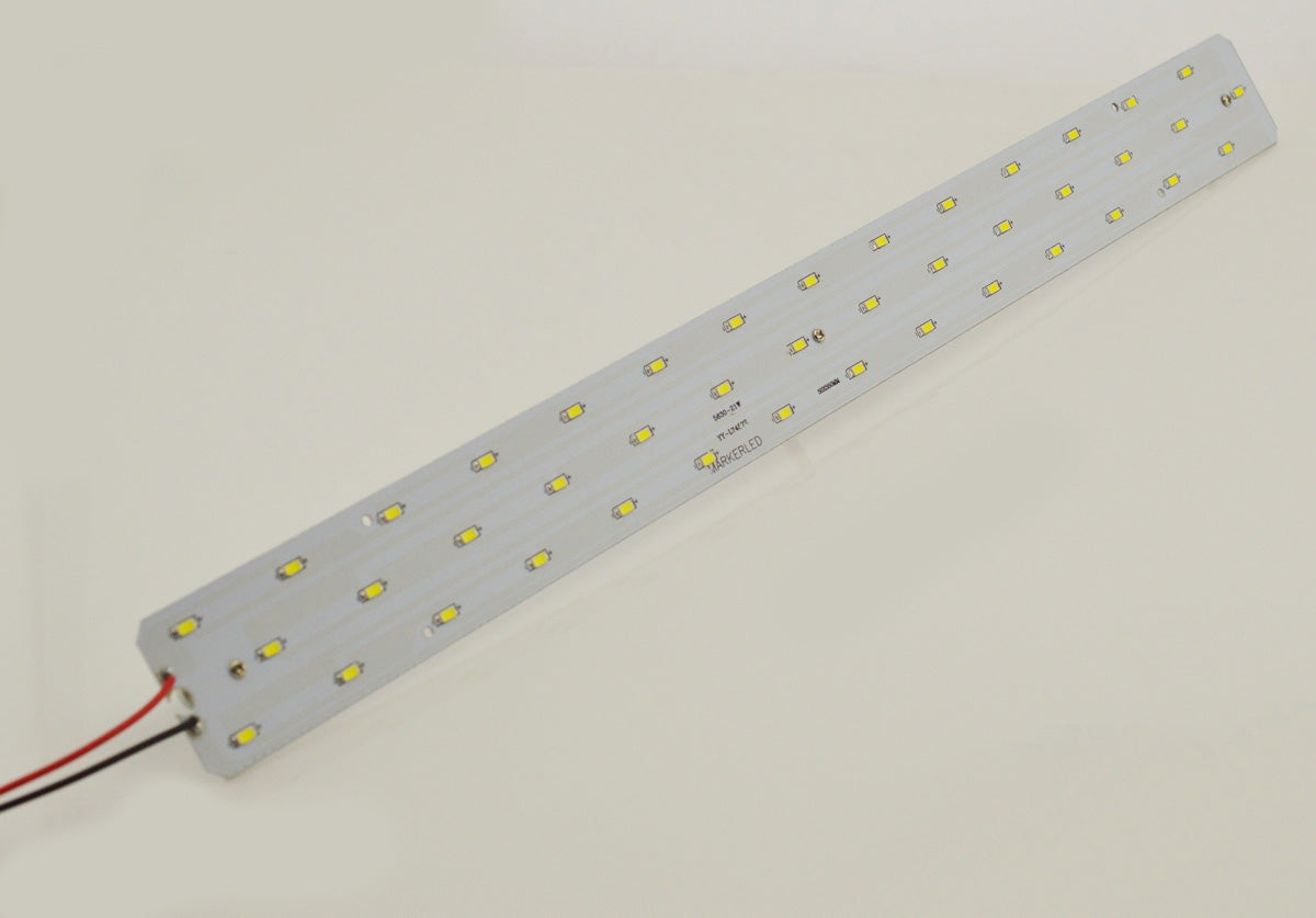 21 W, 1785 lm, 6000 K, H-förmige Platte mit magnetischen Füßen